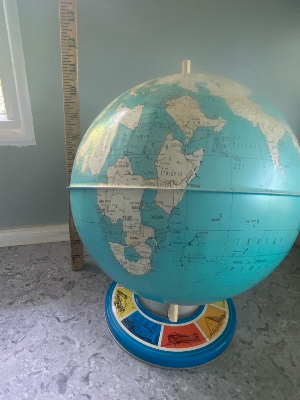 Vintage 1960s Ohio Art Co Tin Litho World Globe Landmark Base Mid-Century Toy" - Picture 7 of 9
